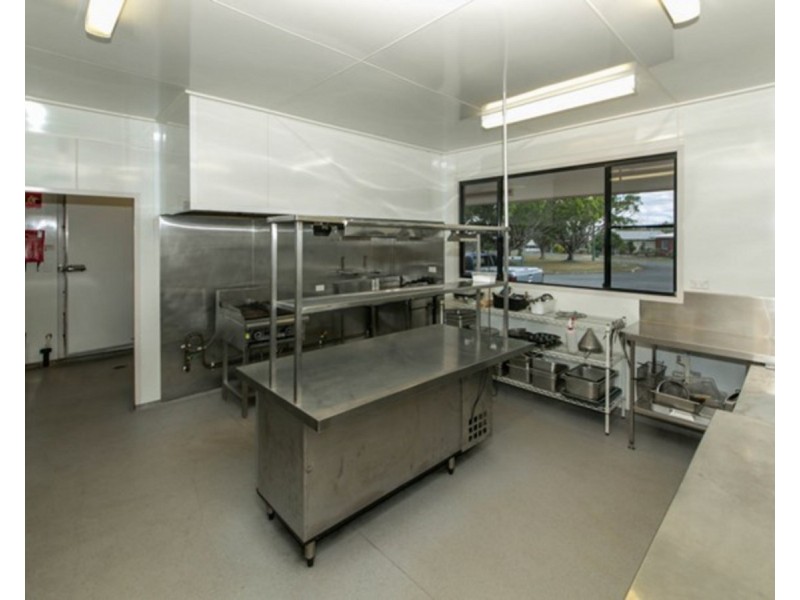 27 Brickley Street, Dimbulah QLD 4872