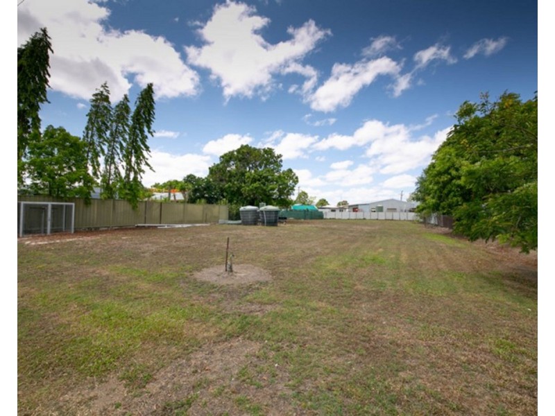 27 Brickley Street, Dimbulah QLD 4872