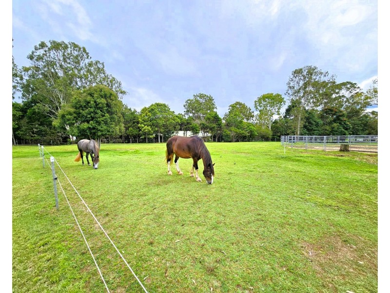 4 Wilkinson Drive, Tolga QLD 4882