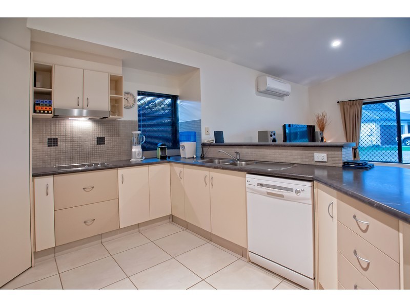 8 Maria Close, Mareeba QLD 4880