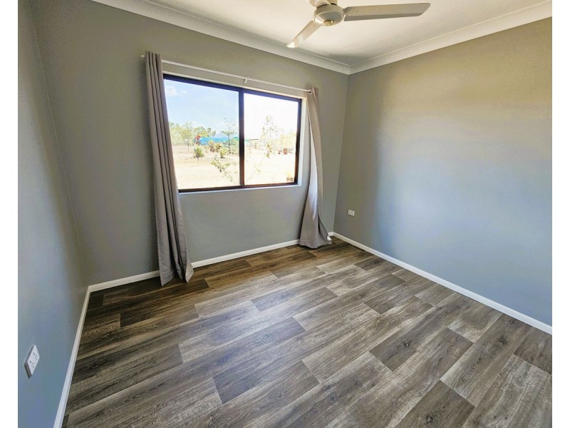 97 Rozel Close, Mareeba QLD 4880