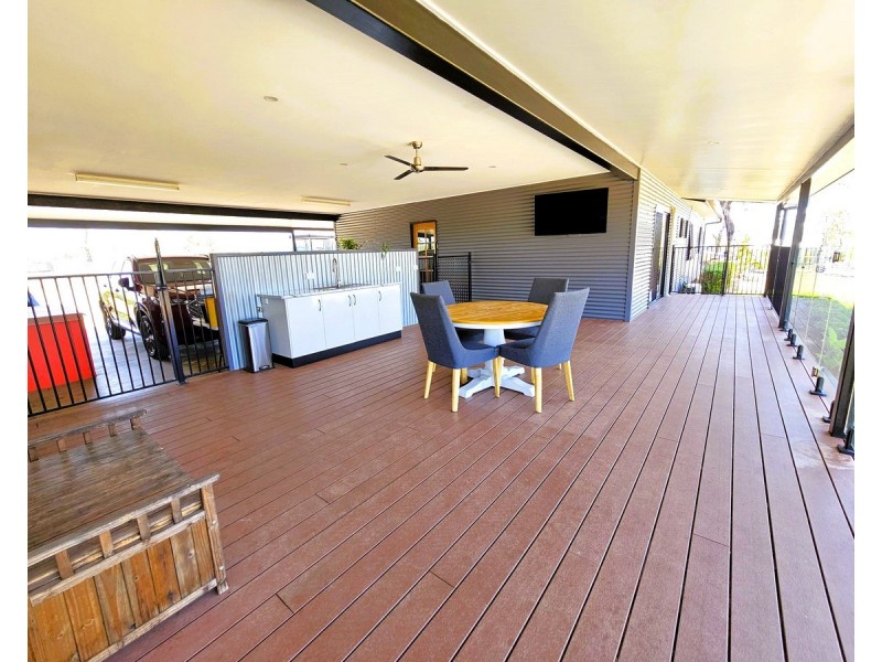 97 Rozel Close, Mareeba QLD 4880