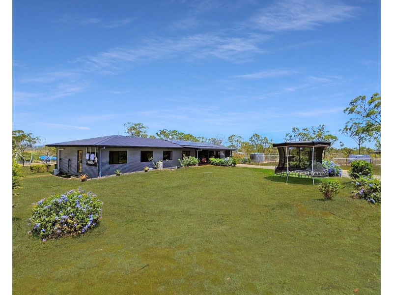 97 Rozel Close, Mareeba QLD 4880