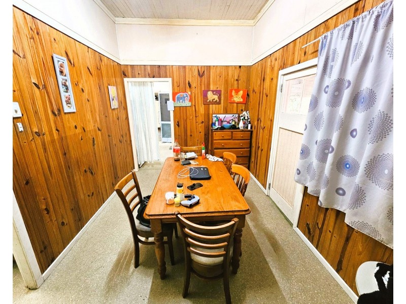12 Eccles Street, Mareeba QLD 4880