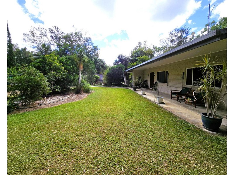 44 Emerald End Close, Mareeba QLD 4880