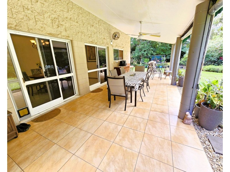 44 Emerald End Close, Mareeba QLD 4880