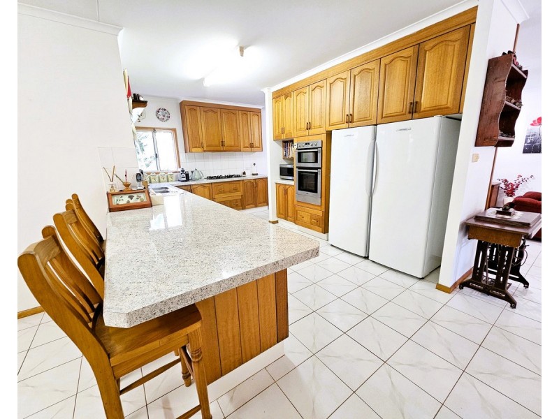 44 Emerald End Close, Mareeba QLD 4880