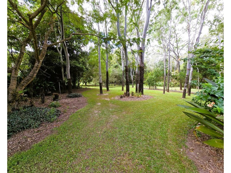 44 Emerald End Close, Mareeba QLD 4880