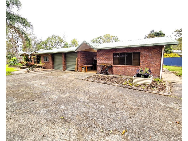 27 Carrington Road, Carrington QLD 4883