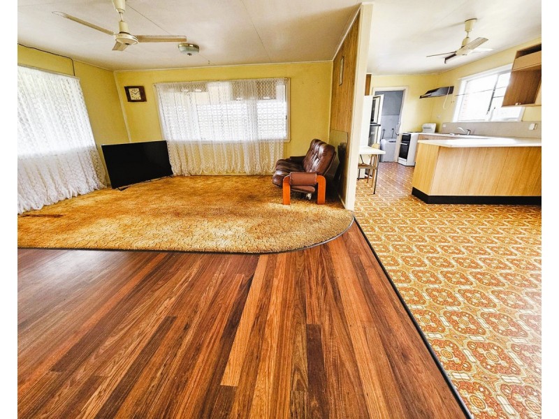 2 Irvine Street, Kairi QLD 4872