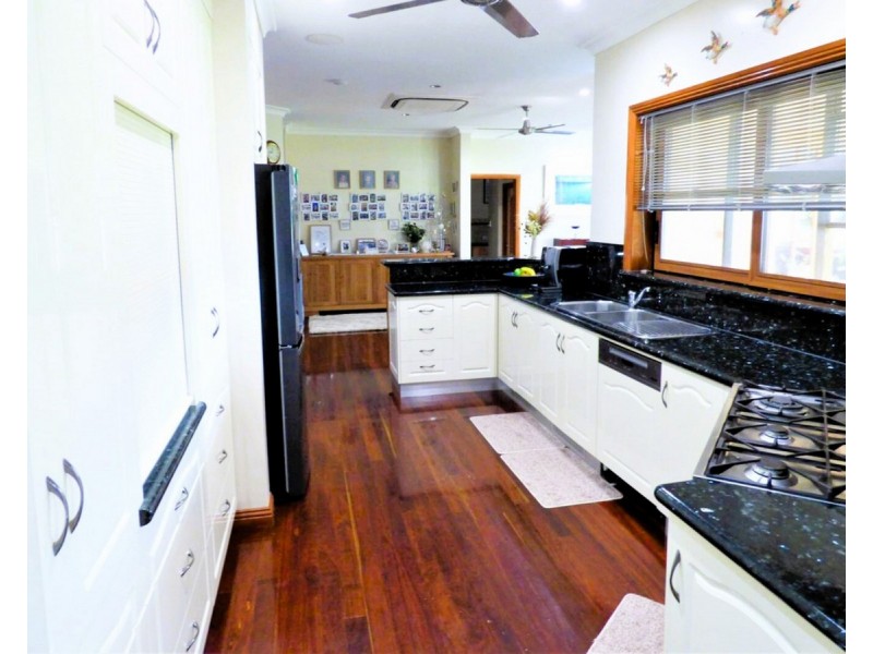 173 Martin Avenue, Mareeba QLD 4880