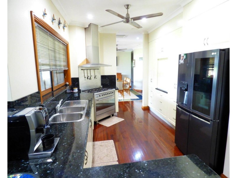 173 Martin Avenue, Mareeba QLD 4880