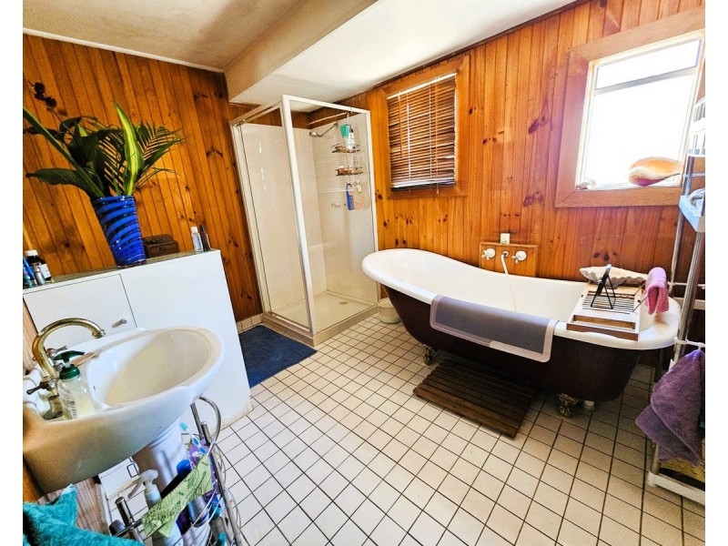 31 Basalt Street, Mareeba QLD 4880