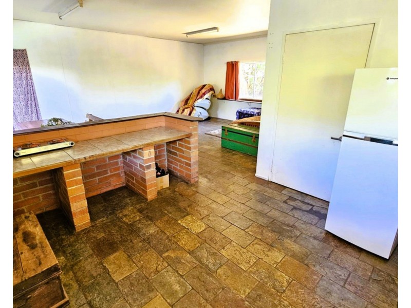 31 Basalt Street, Mareeba QLD 4880