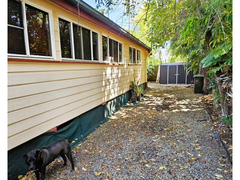31 Basalt Street, Mareeba QLD 4880