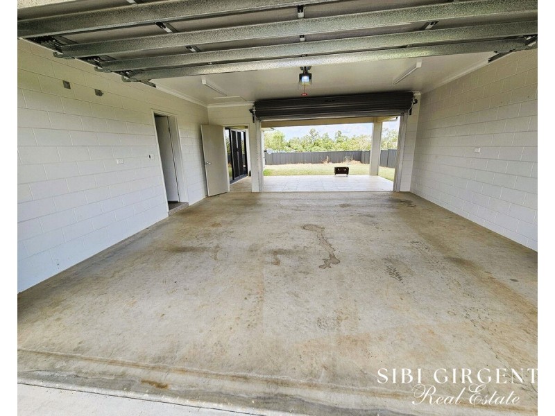 23 Antonio Drive, Mareeba QLD 4880