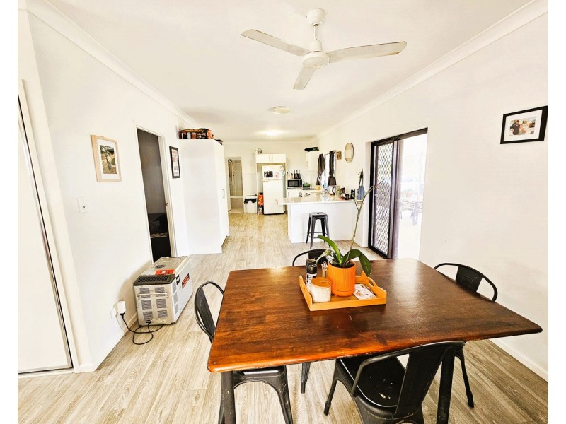 9 Macadamia Street, Arriga QLD 4880