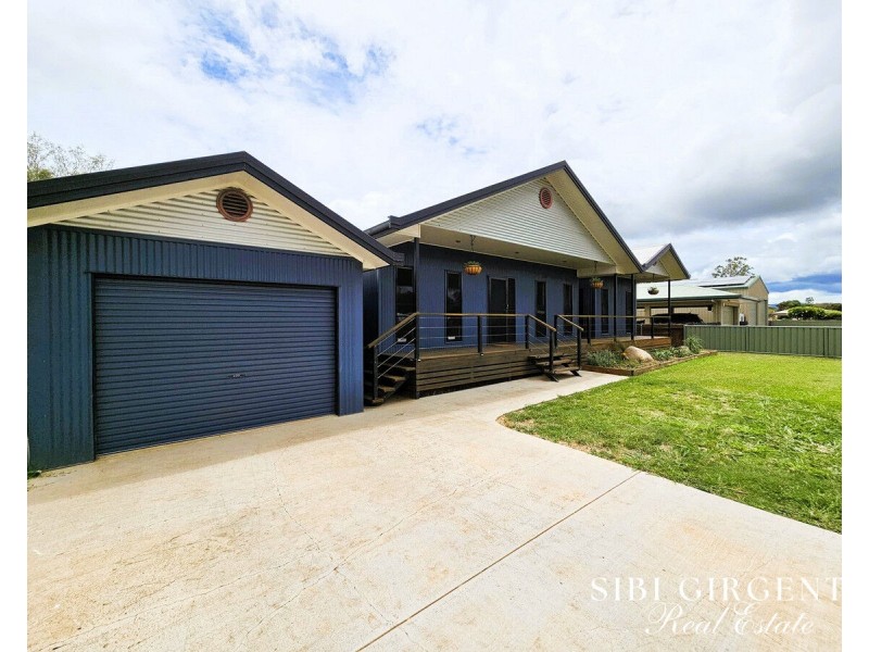 7 River Drive, Mareeba QLD 4880