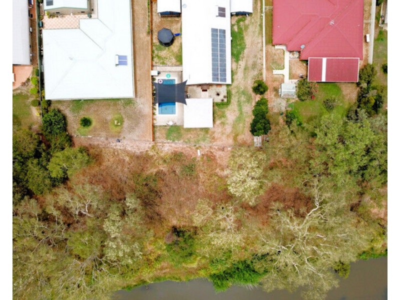 7 River Drive, Mareeba QLD 4880