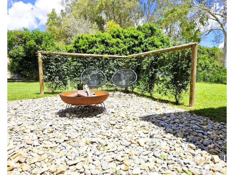 7 River Drive, Mareeba QLD 4880