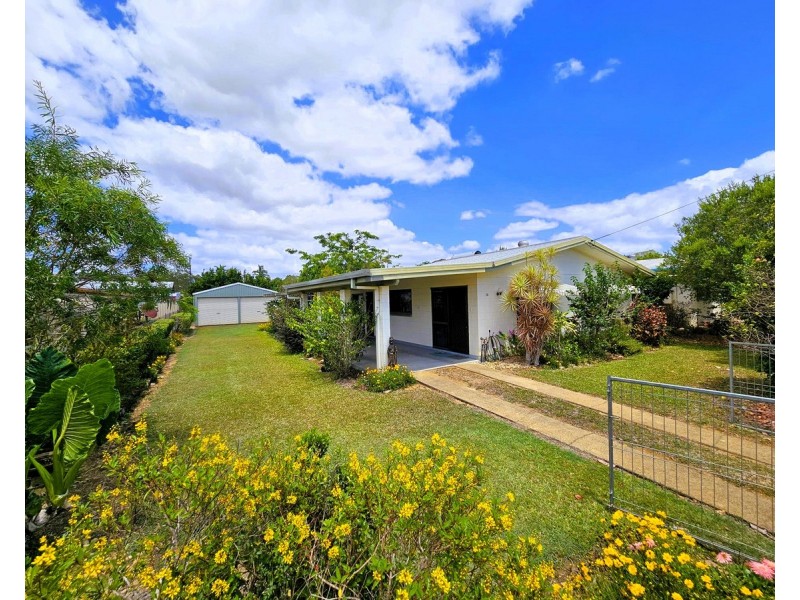 10 Dangaard Street, Mareeba QLD 4880