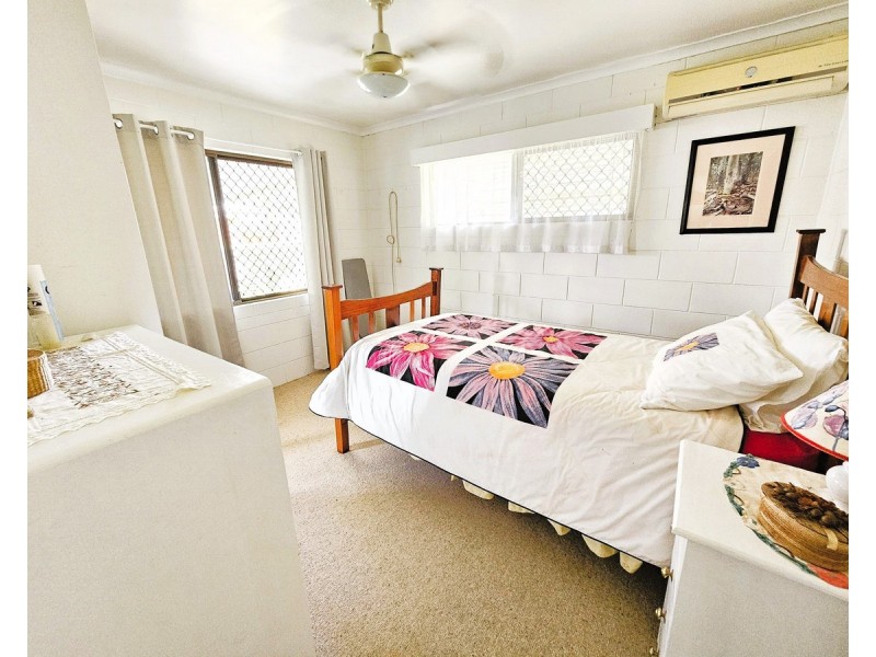 10 Dangaard Street, Mareeba QLD 4880