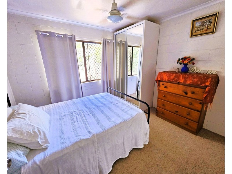 10 Dangaard Street, Mareeba QLD 4880