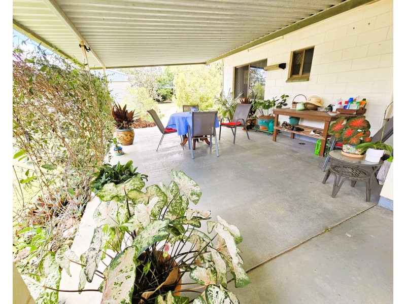 10 Dangaard Street, Mareeba QLD 4880