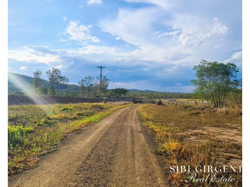 Oaky Valley, Mutchilba QLD 4872