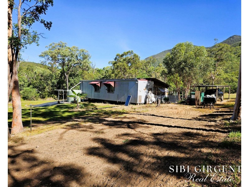 Oaky Valley, Mutchilba QLD 4872