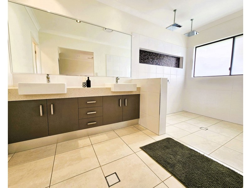 109 to 111 Hastie Road, Mareeba QLD 4880