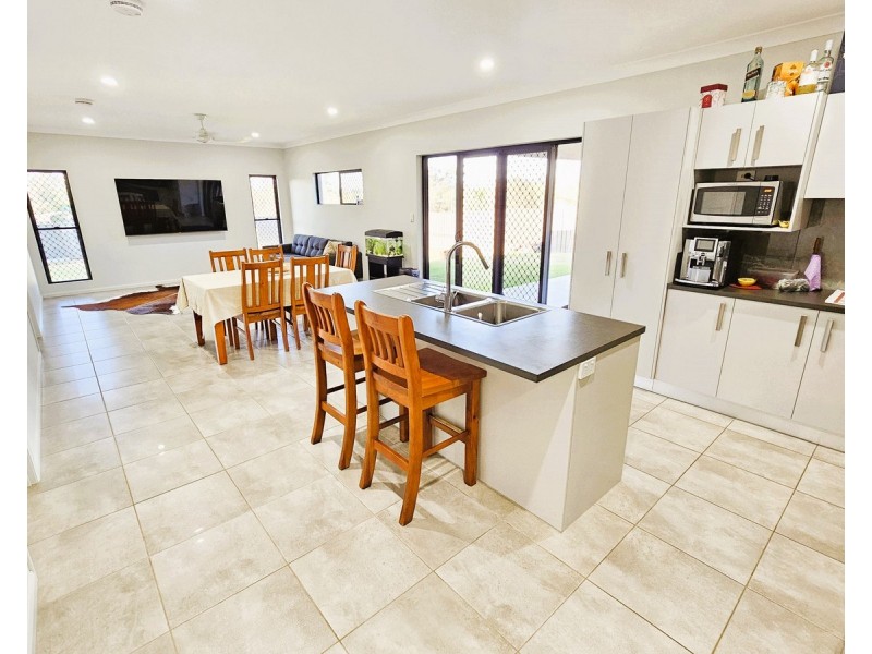 Lot 212 Antonio Drive, Mareeba QLD 4880