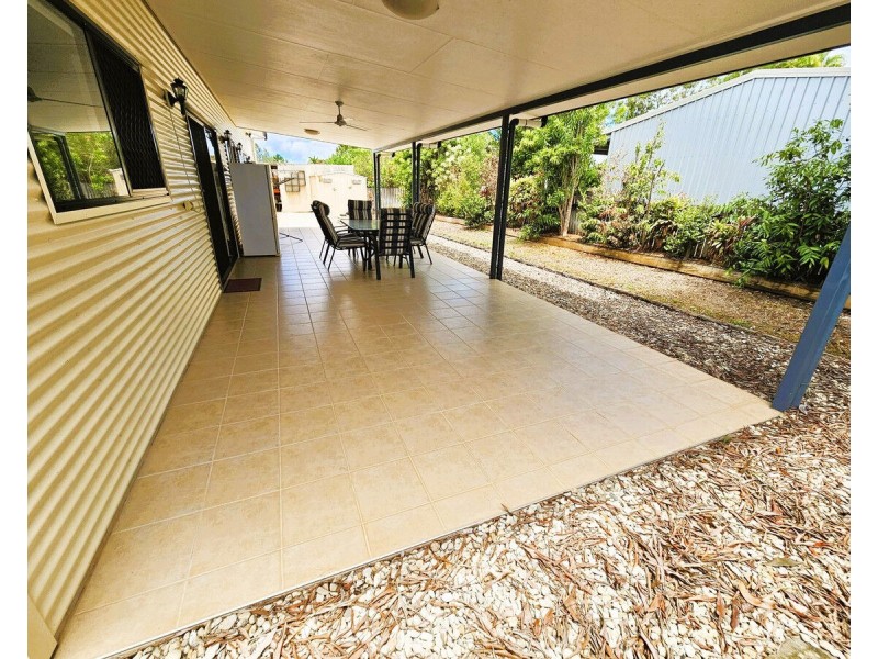16 Damien Street, Mareeba QLD 4880