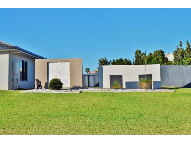 4 Maria Close, Mareeba QLD 4880