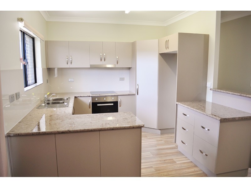 1-8/2-4 Strattmann Street, Mareeba QLD 4880