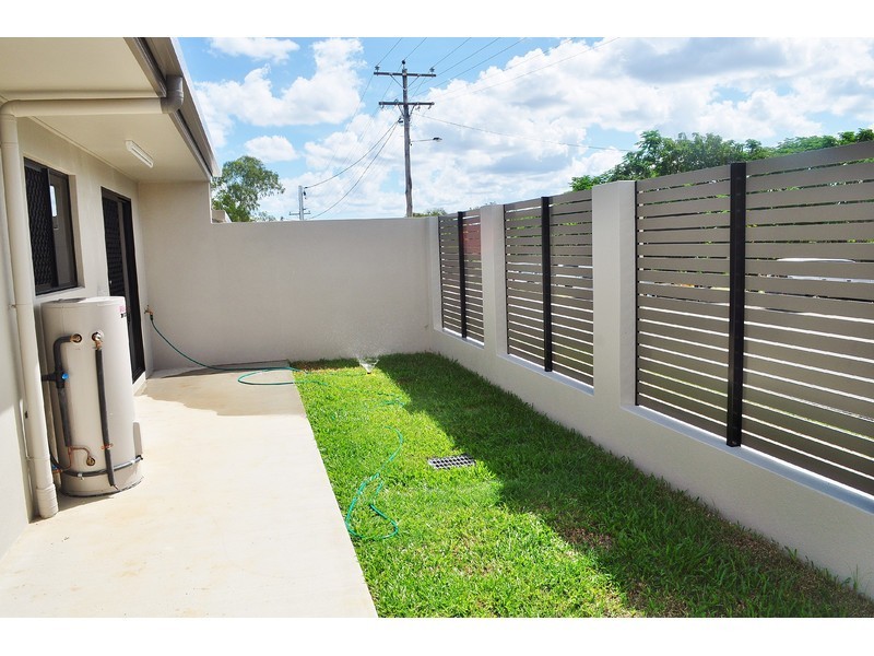 1-8/2-4 Strattmann Street, Mareeba QLD 4880