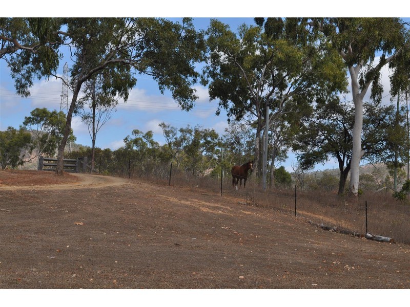 11 Oaky Valley Avenue, Mareeba QLD 4880