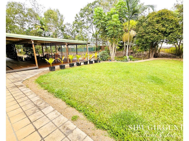 27 Carrington Road, Carrington QLD 4883