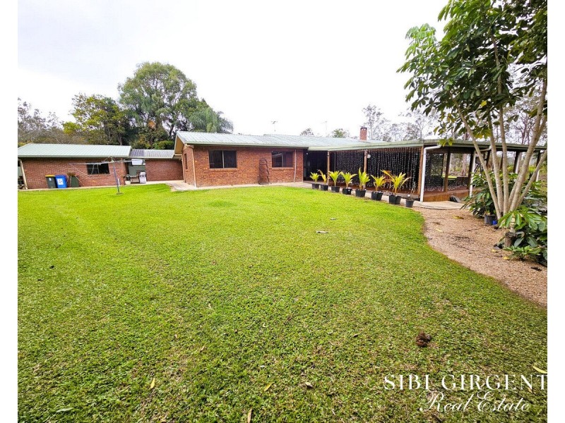 27 Carrington Road, Carrington QLD 4883