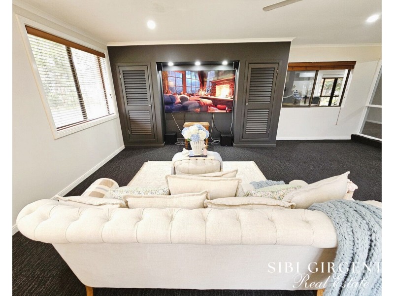 27 Carrington Road, Carrington QLD 4883