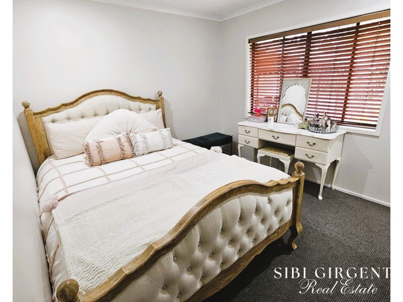 27 Carrington Road, Carrington QLD 4883