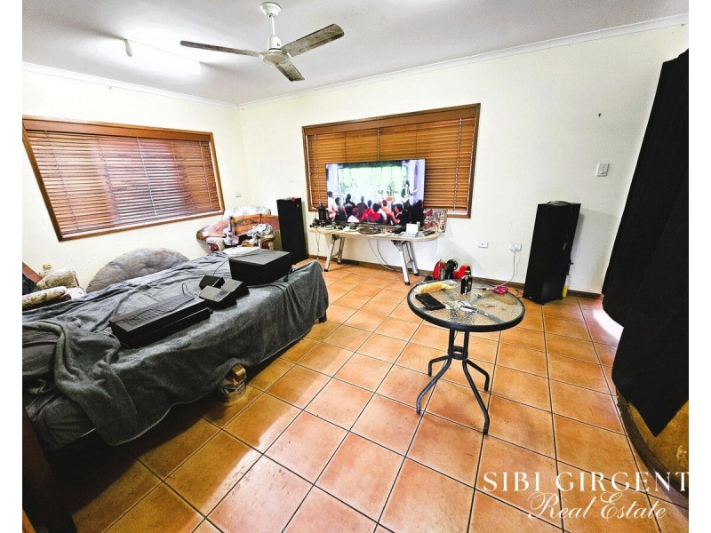 27 Carrington Road, Carrington QLD 4883
