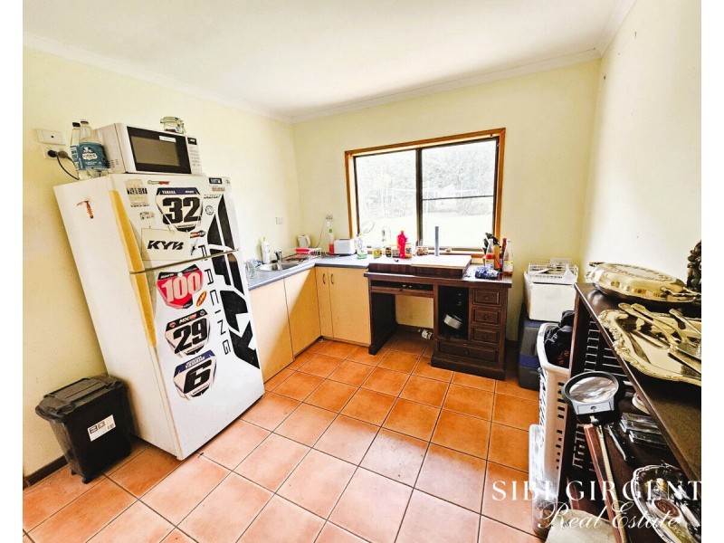27 Carrington Road, Carrington QLD 4883