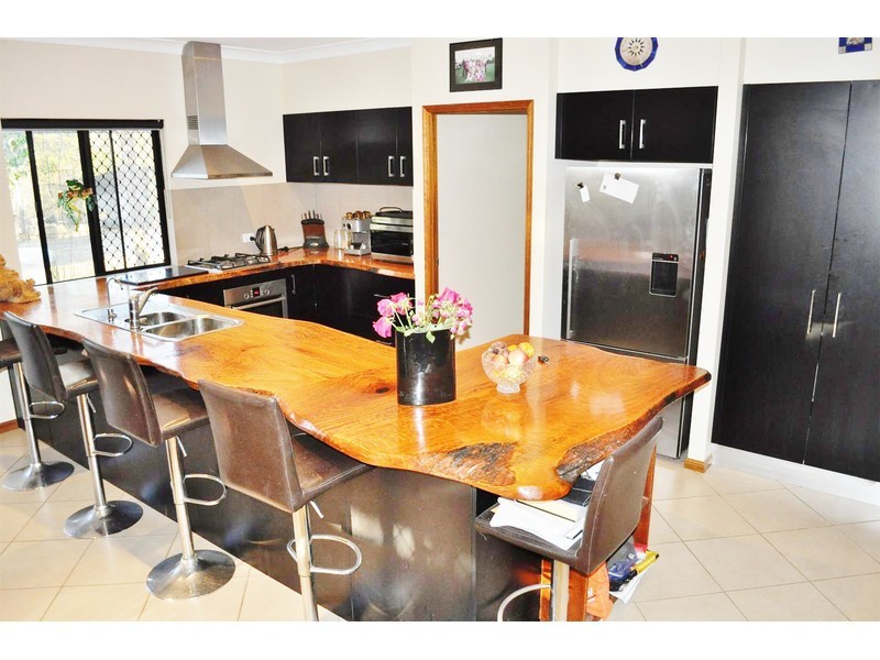 63 Rozel Close, Mareeba QLD 4880