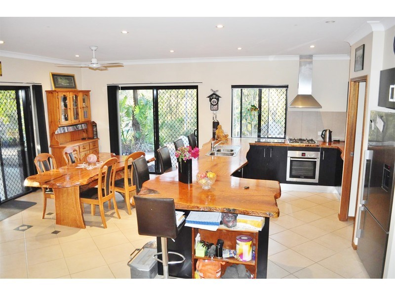 63 Rozel Close, Mareeba QLD 4880