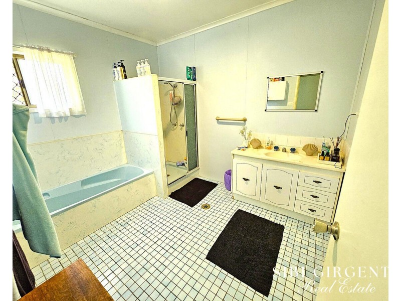 21 Ward, Mareeba QLD 4880