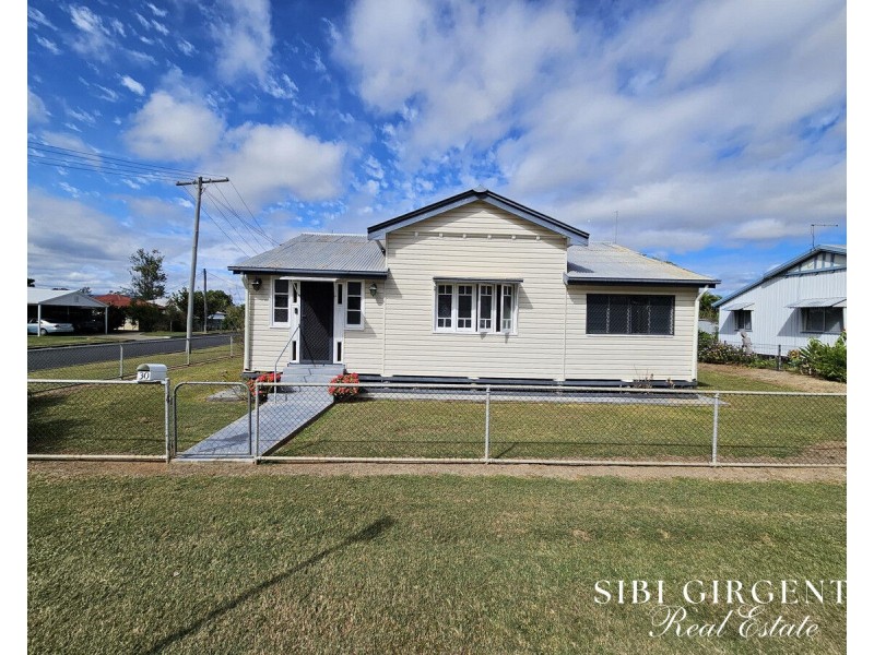 30 Atherton Street, Mareeba QLD 4880