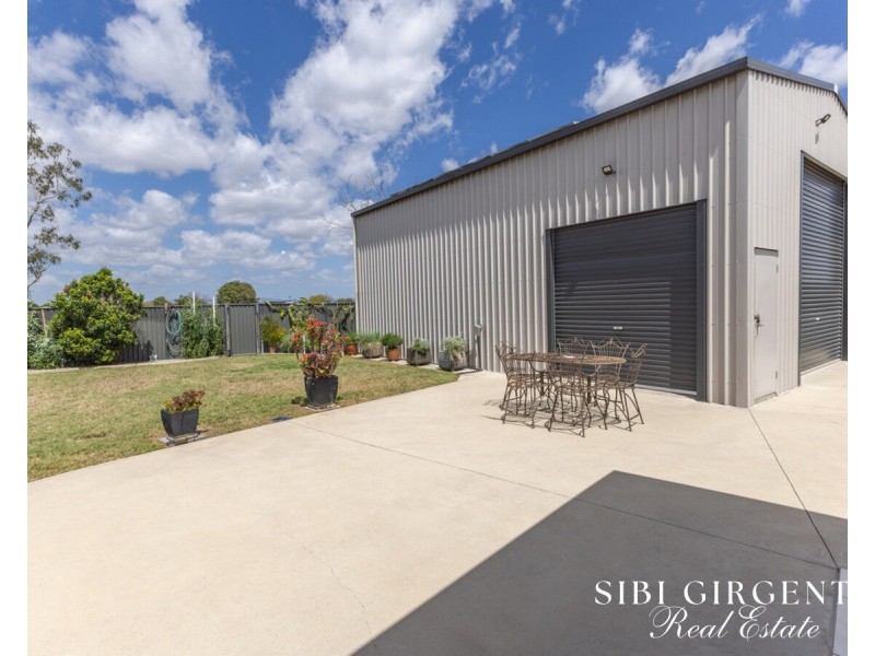 20 Dandaloo Close, Mareeba QLD 4880