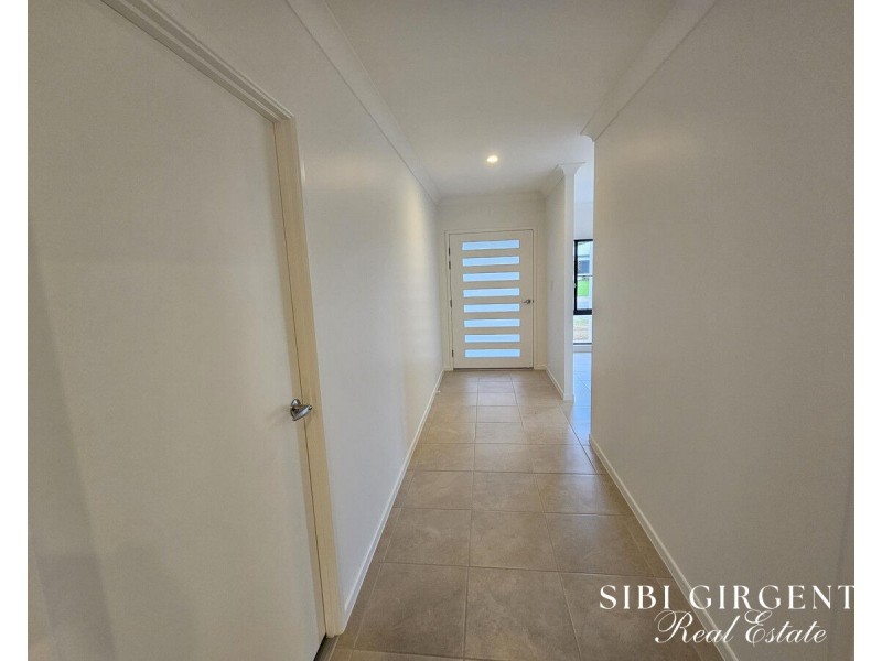 63 Karobean Drive, Mareeba QLD 4880