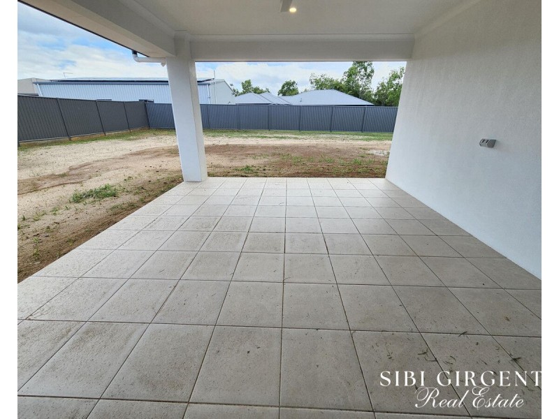 63 Karobean Drive, Mareeba QLD 4880
